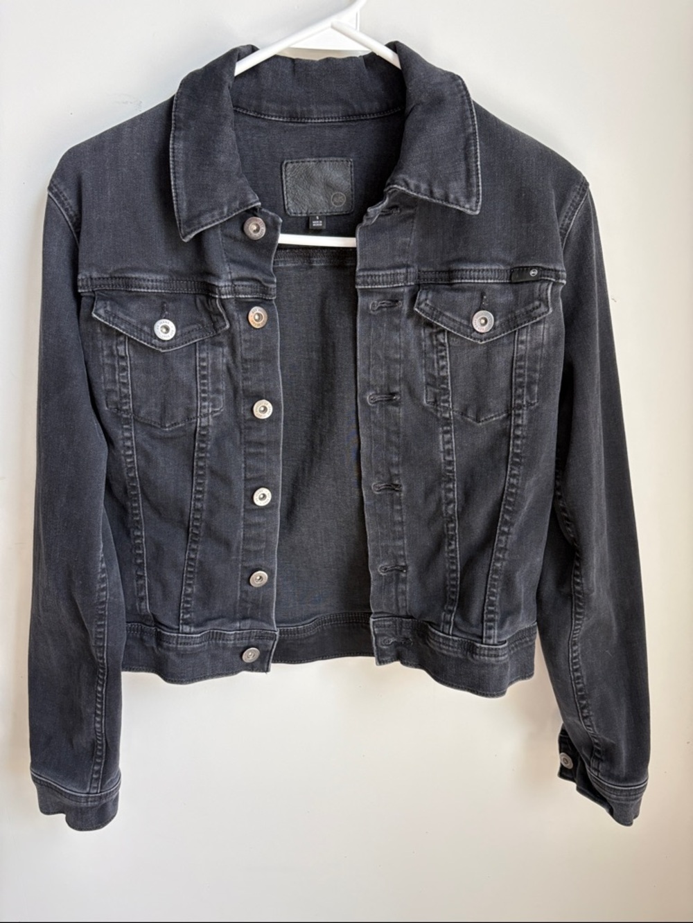 AG Robyn Women's Black Denim Jacket - Classic Button-Front